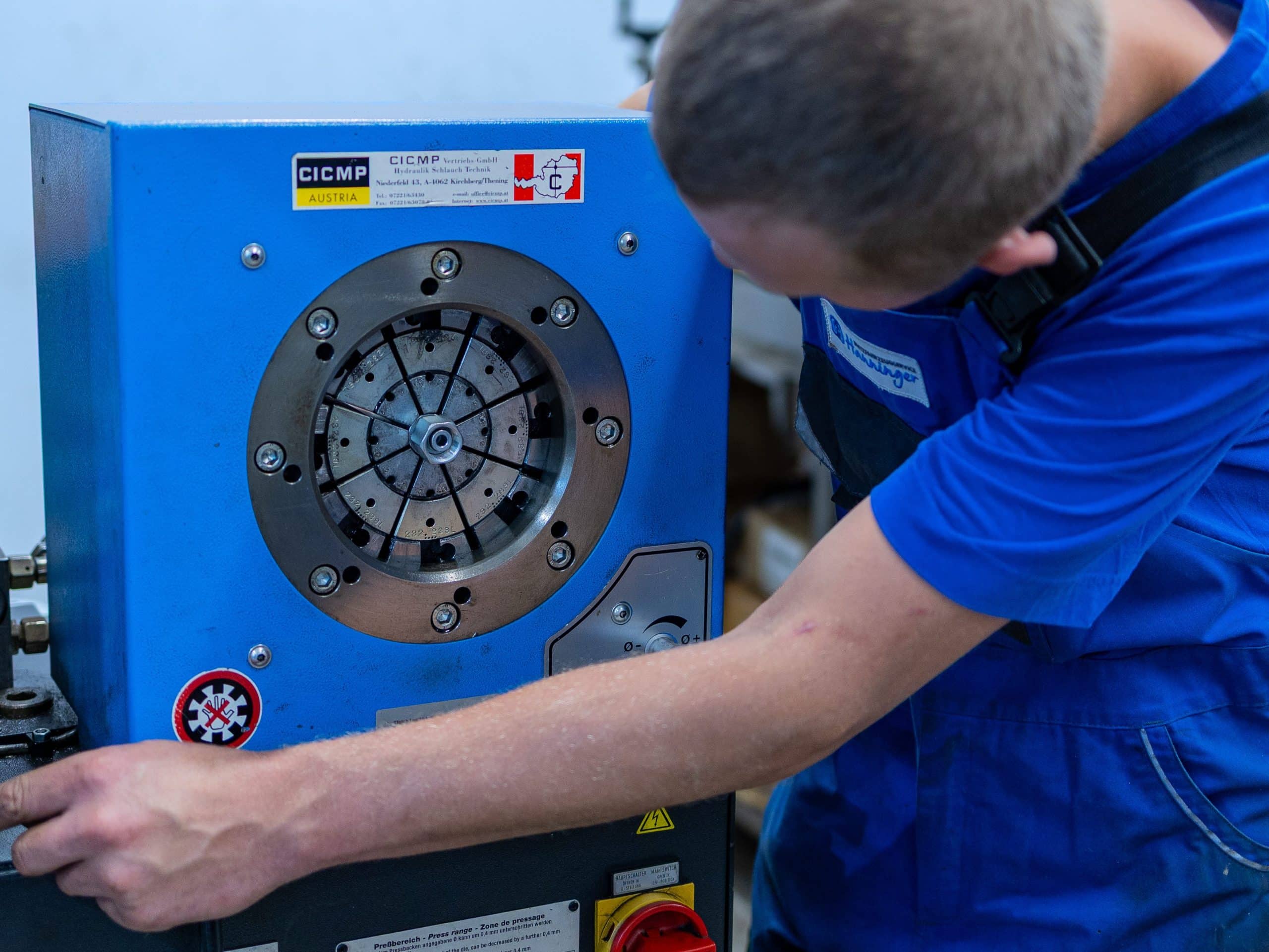 Nutzfahrzeug-Service in der Werkstatt